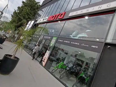 Único Moto · obra de Abertec